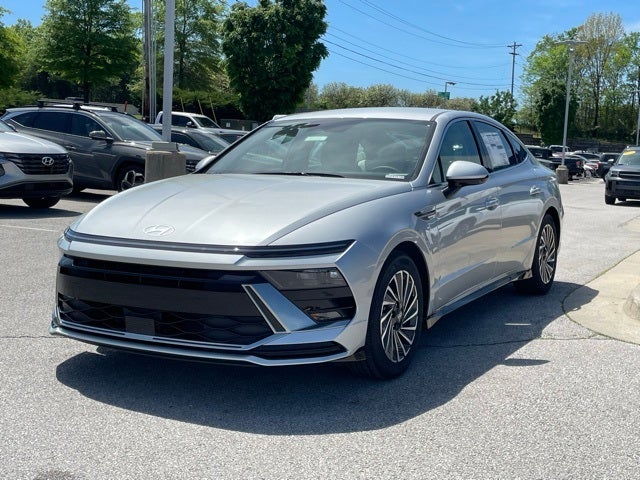 2025 Hyundai SONATA HYBRID SEL