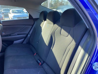 2021 Hyundai ELANTRA SE