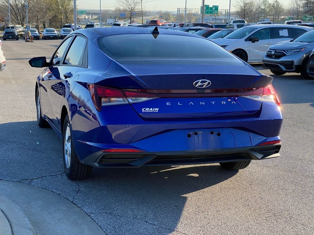 2021 Hyundai ELANTRA SE