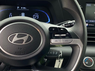 2024 Hyundai ELANTRA SE