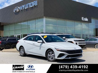 2026 Hyundai ELANTRA SE