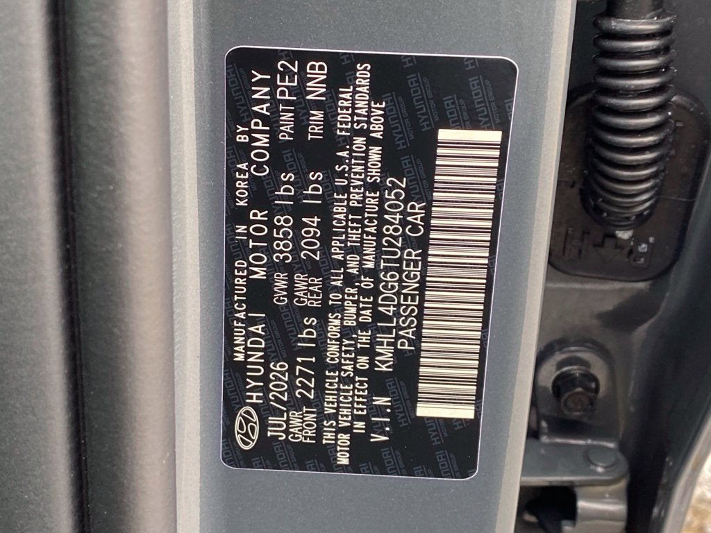 2026 Hyundai ELANTRA SE