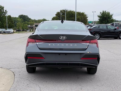 2026 Hyundai ELANTRA SE