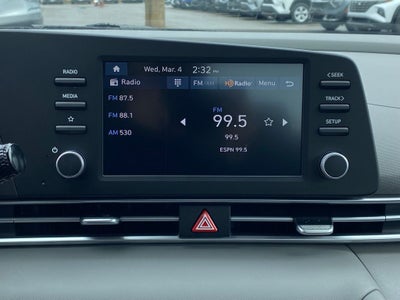 2026 Hyundai ELANTRA SE