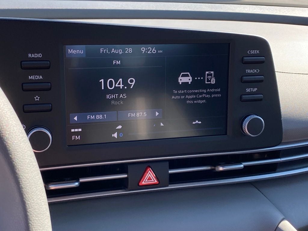 2026 Hyundai ELANTRA SE