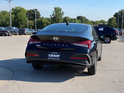2026 Hyundai ELANTRA SE