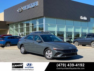 2026 Hyundai ELANTRA SE