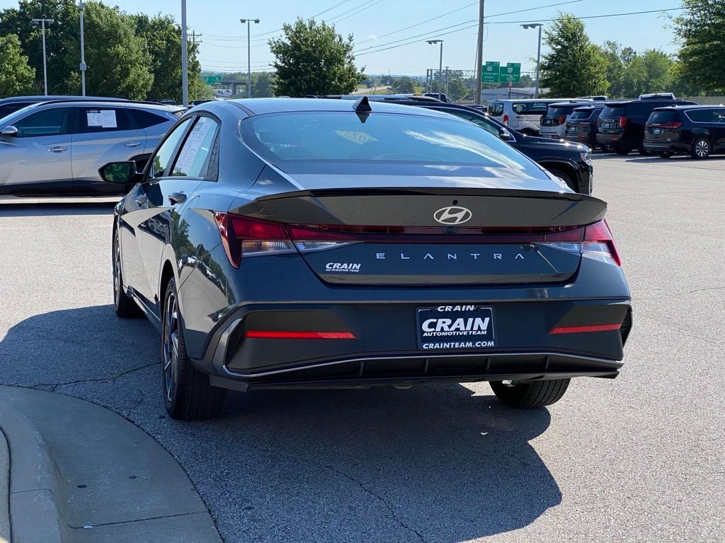 2025 Hyundai ELANTRA SEL Sport