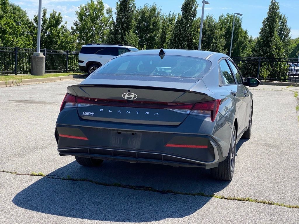 2025 Hyundai ELANTRA SEL Sport