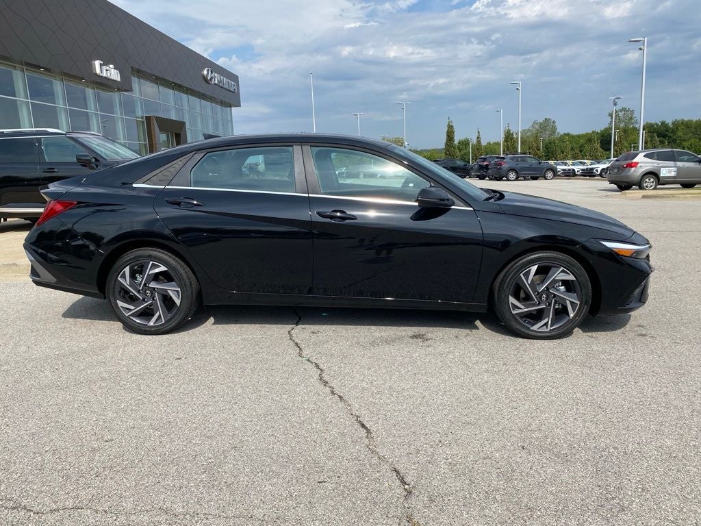 2026 Hyundai ELANTRA Limited