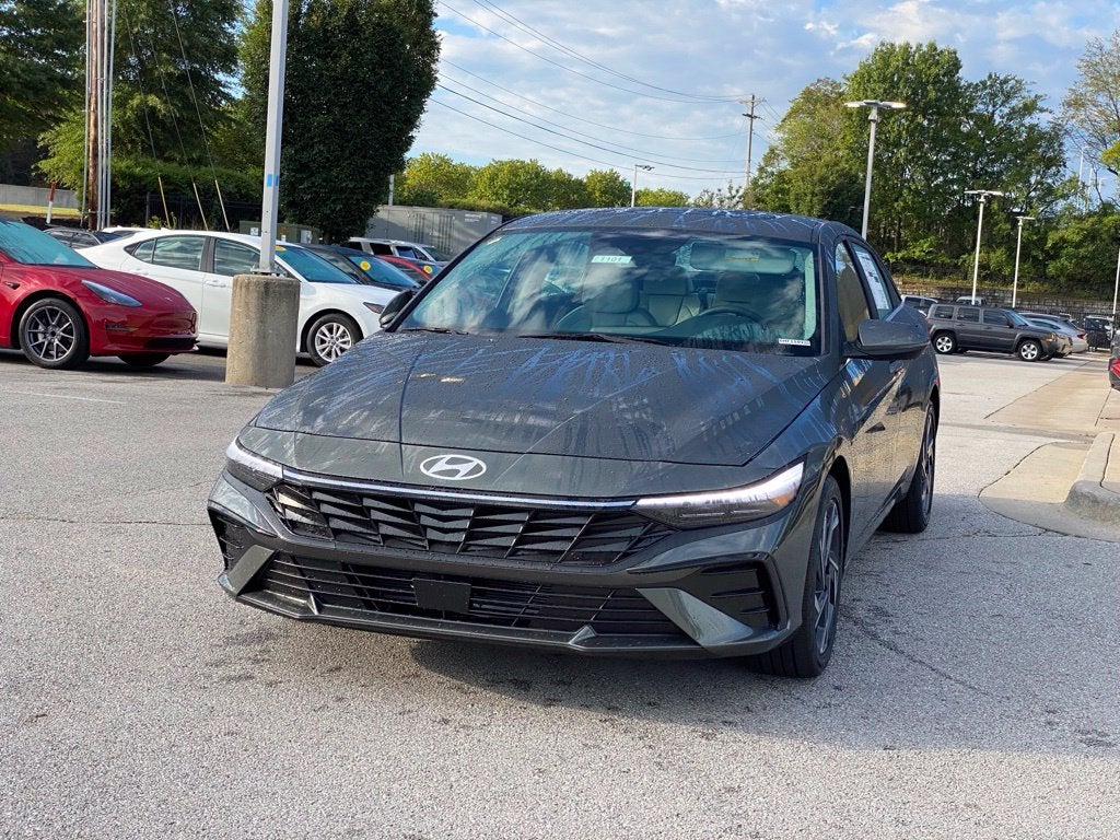 2026 Hyundai ELANTRA Limited