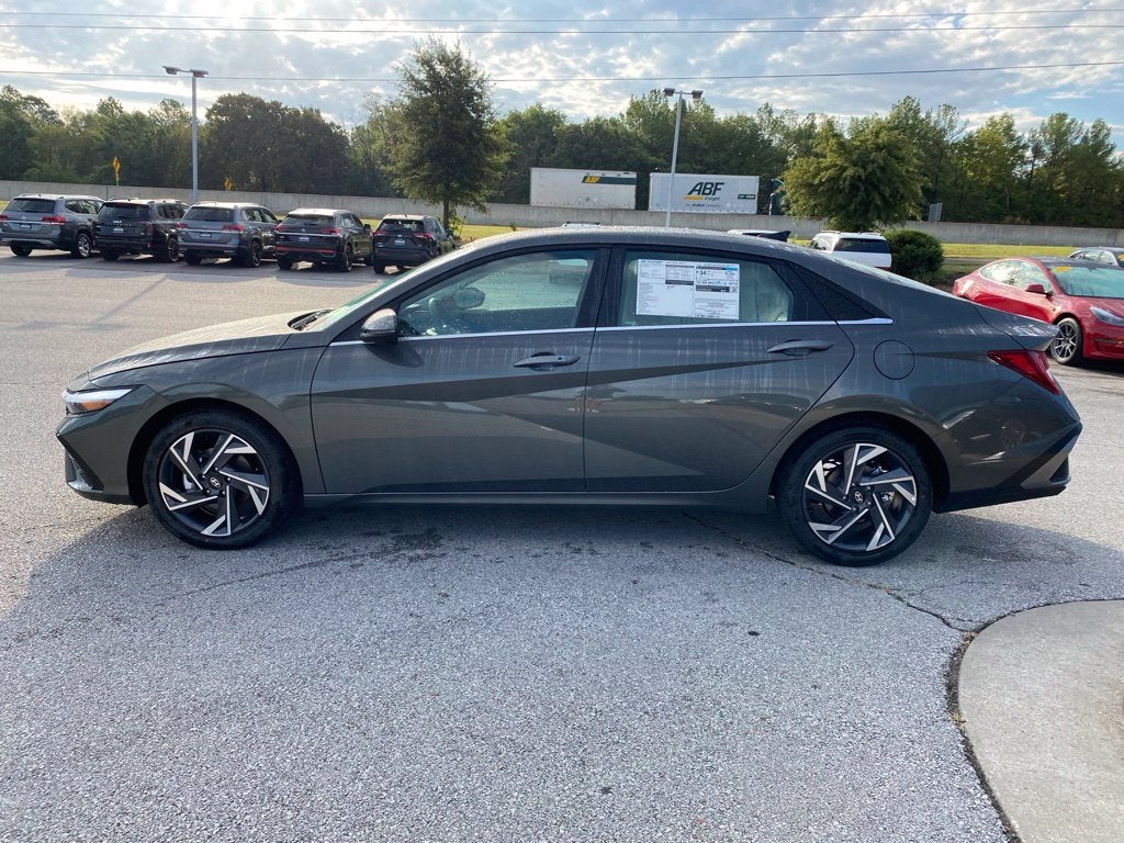 2026 Hyundai ELANTRA Limited