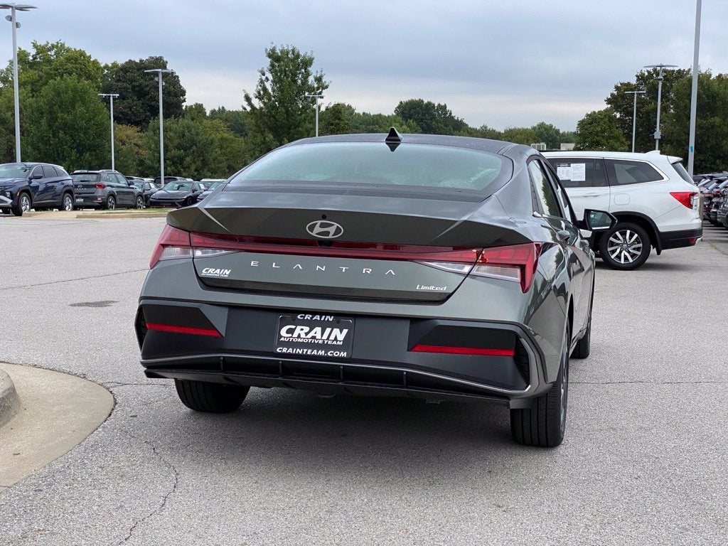 2026 Hyundai ELANTRA Limited