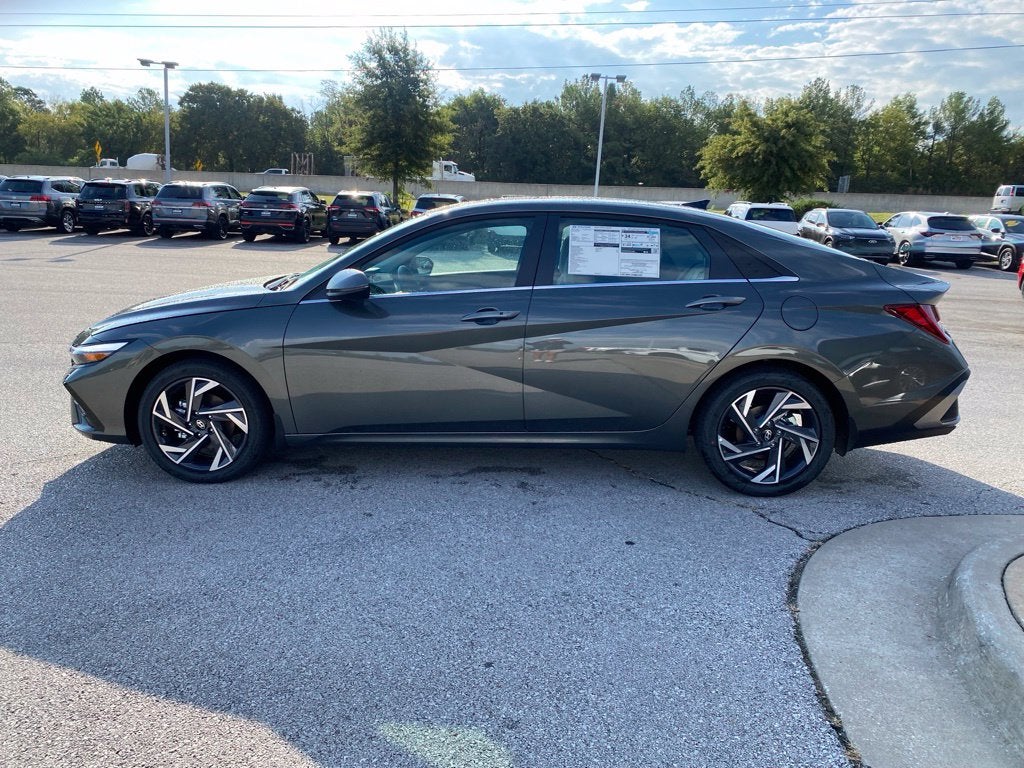 2026 Hyundai ELANTRA Limited