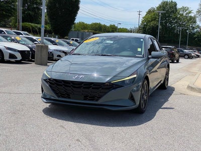 2022 Hyundai ELANTRA SEL