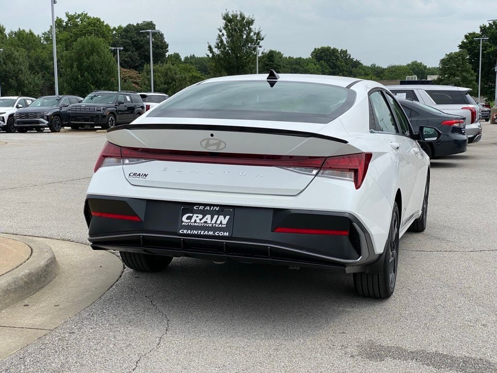 2026 Hyundai ELANTRA SEL Sport Premium