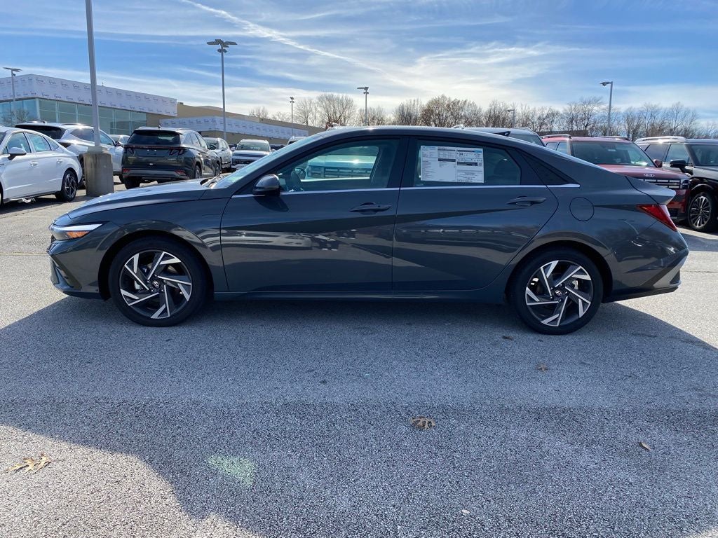 2025 Hyundai ELANTRA SEL Convenience