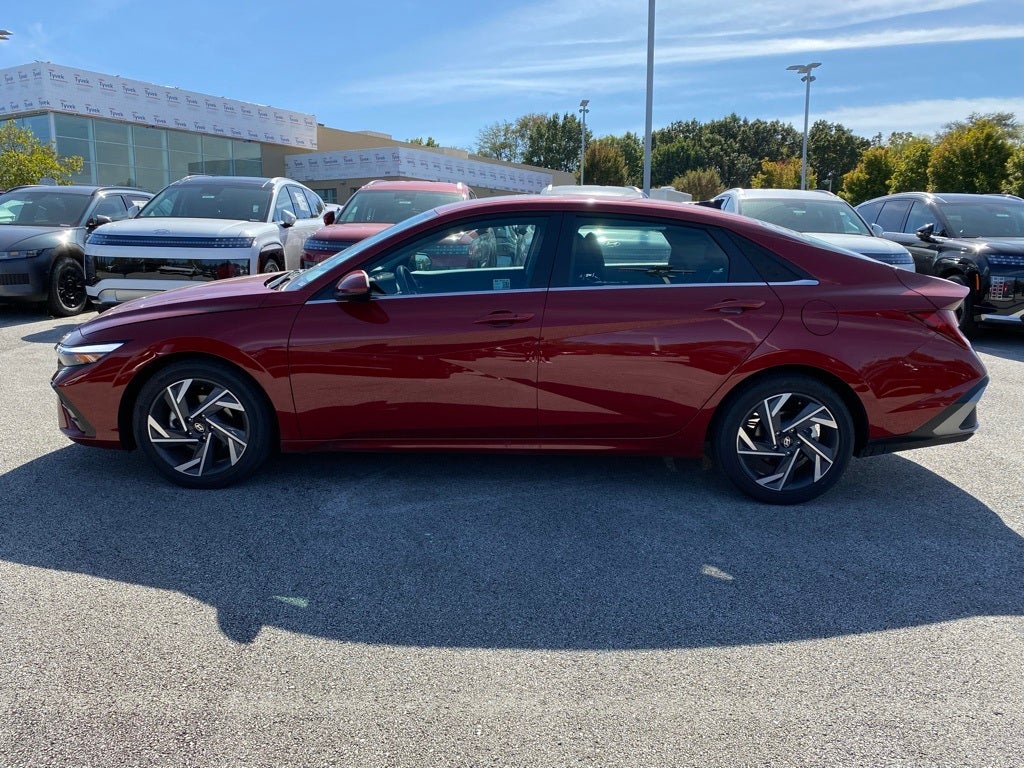 2025 Hyundai ELANTRA SEL Convenience
