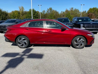 2025 Hyundai ELANTRA SEL Convenience