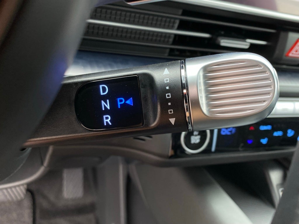 2025 Hyundai IONIQ 6 SE