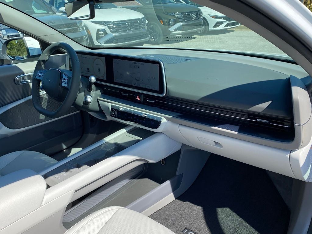 2025 Hyundai IONIQ 6 SEL