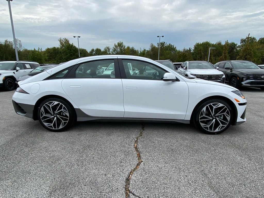 2025 Hyundai IONIQ 6 SEL