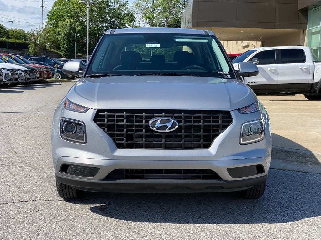 2026 Hyundai VENUE SE