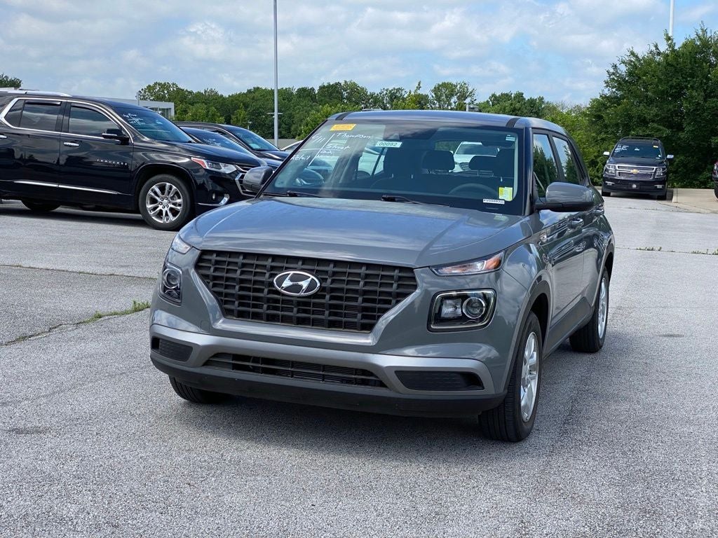 2022 Hyundai VENUE SE
