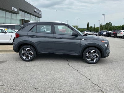 2026 Hyundai VENUE SEL W/Two-Tone Roof
