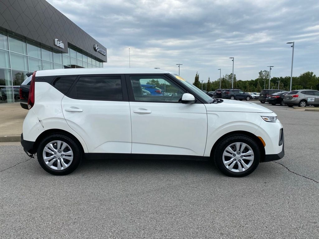 2020 Kia Soul LX - Photo 8