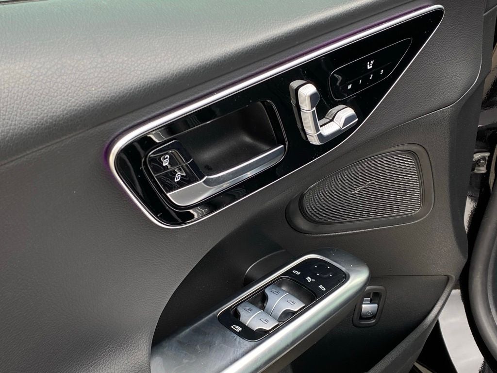 2024 Mercedes-Benz C-Class Sedan C 300 - Photo 11