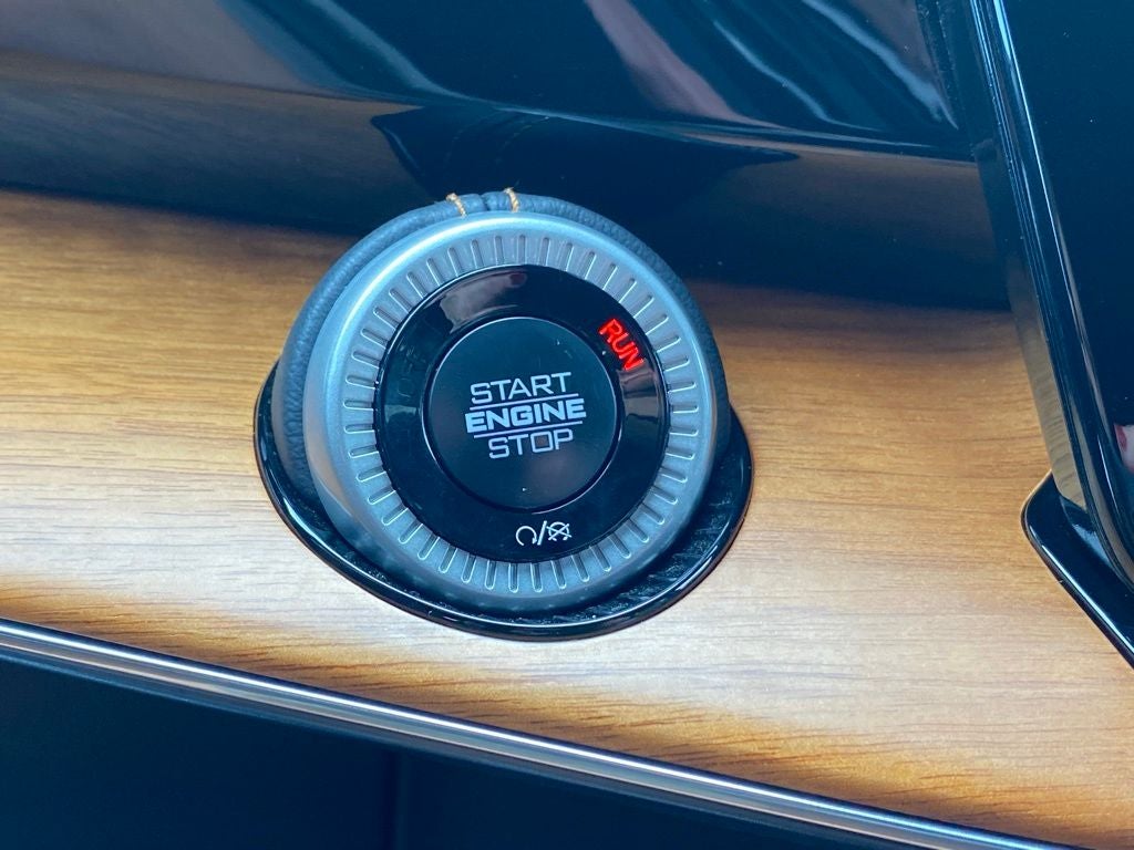 2024 Jeep Grand Wagoneer L Series III MCINTOSH AUDIO / 1 OWNER / 4X4