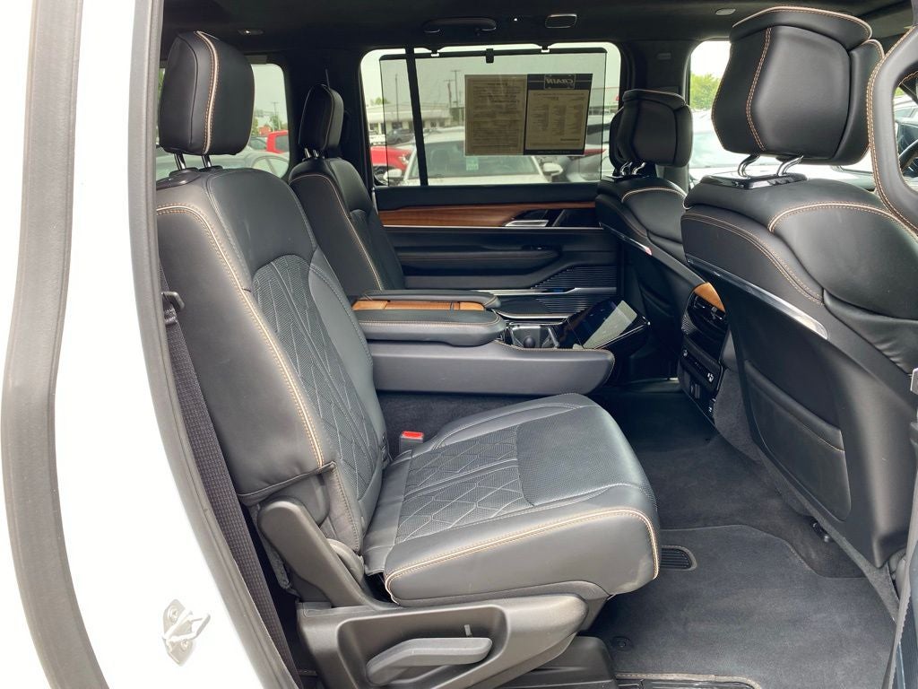 2024 Jeep Grand Wagoneer L Series III MCINTOSH AUDIO / 1 OWNER / 4X4