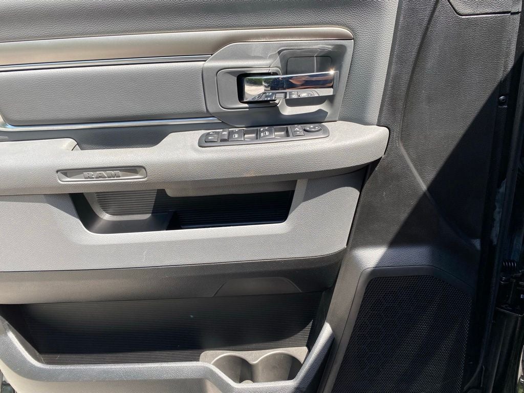 2019 RAM 1500 Classic SLT 4X4