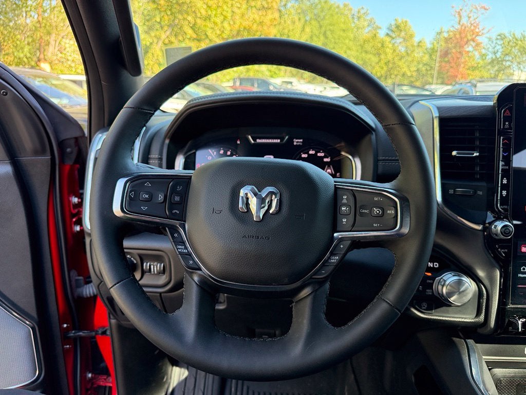 2025 RAM 1500 Laramie - 4WD / LEVEL 2 / NIGHT EDITION