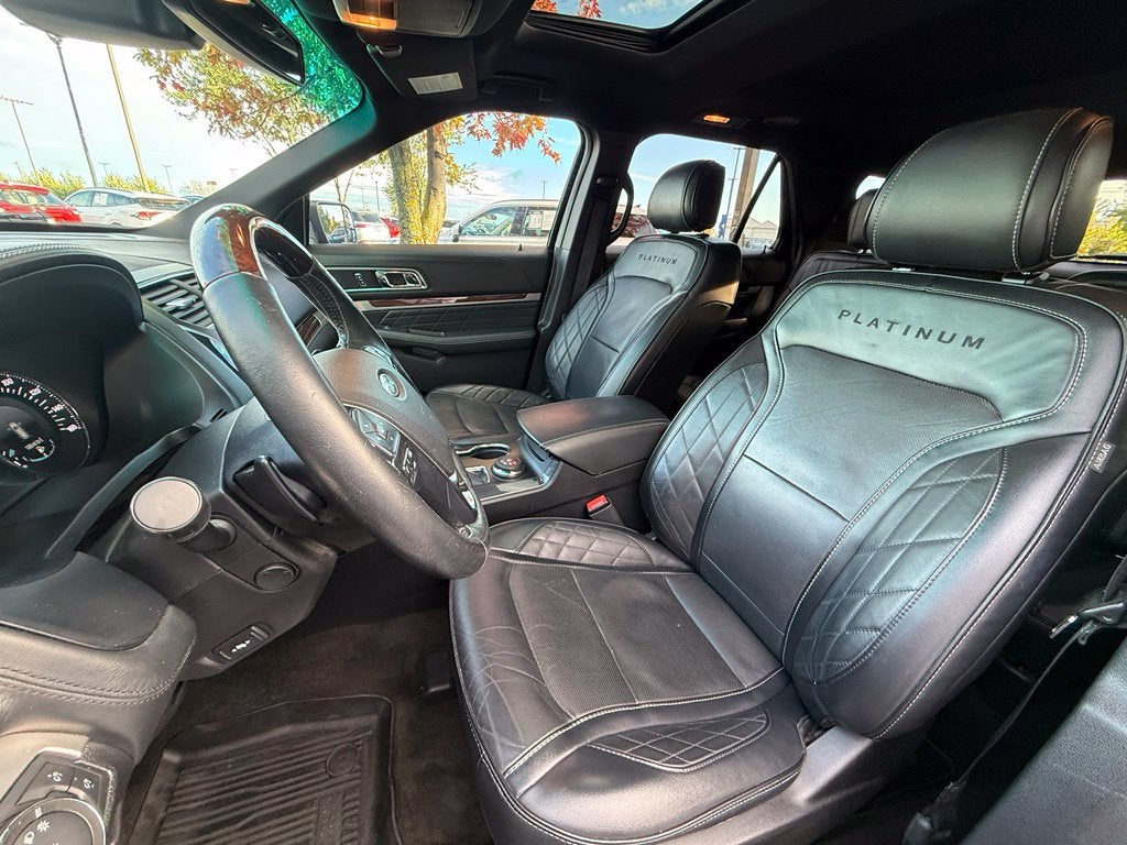 2017 Ford Explorer Platinum - 4WD