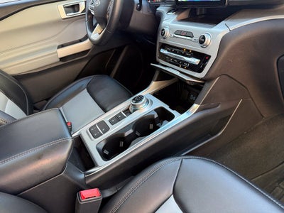 2022 Ford Explorer XLT - PANORAMIC SUNROOF / CLEAN CARFAX