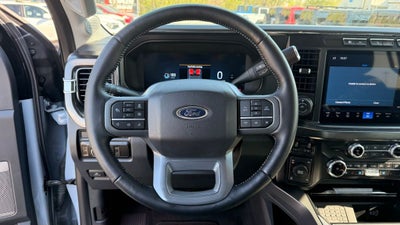 2024 Ford F-250SD Lariat Black Widow Package