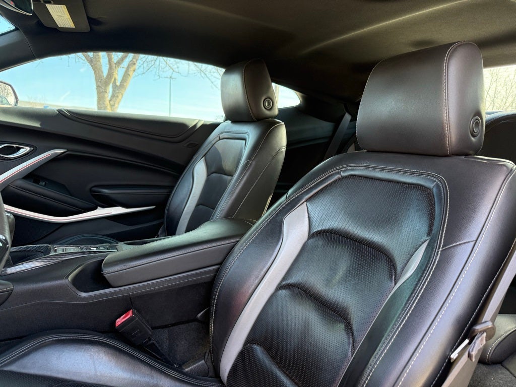 2017 Chevrolet Camaro 2LT CLEAN CARFAX