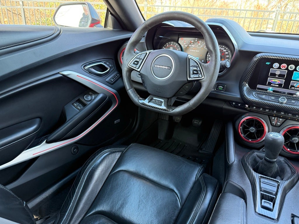 2017 Chevrolet Camaro 2LT CLEAN CARFAX
