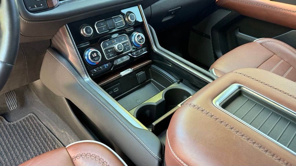 2023 GMC Yukon XL Denali Ultimate