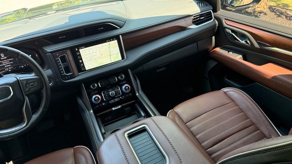 2023 GMC Yukon XL Denali Ultimate