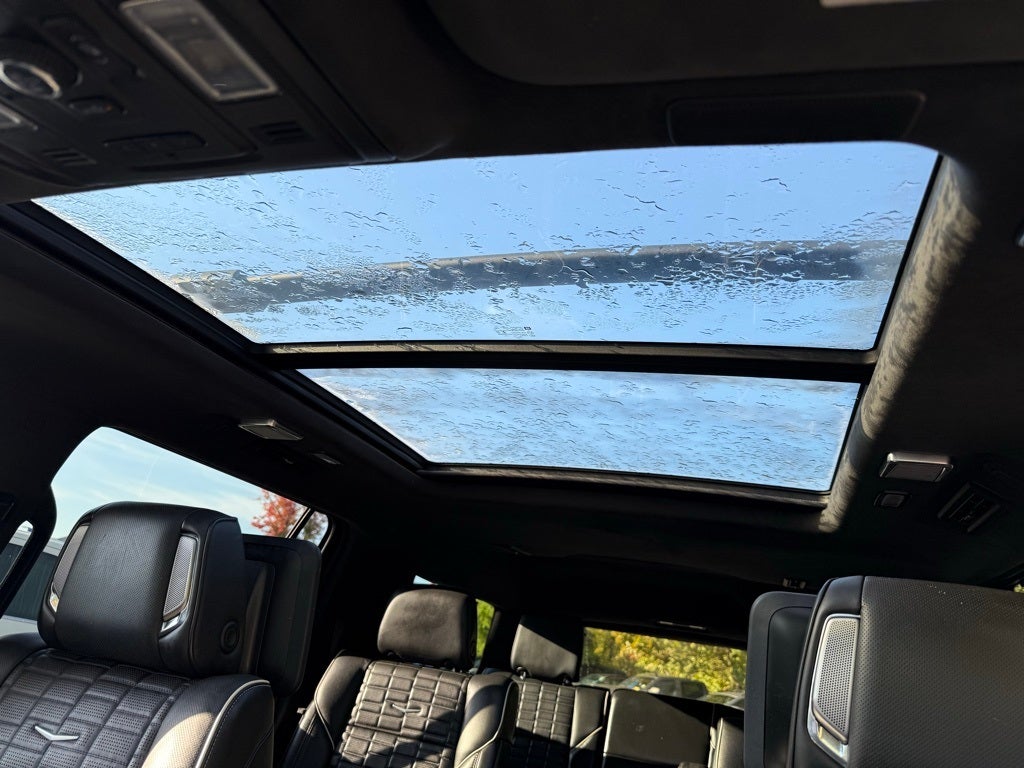 2021 Cadillac Escalade ESV Sport Platinum PANO MOONROOF / 4x4 / CLEAN CARFAX