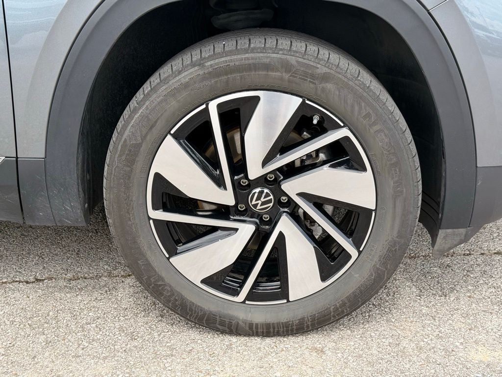 2024 Volkswagen Atlas 2.0T SEL NICE CAR