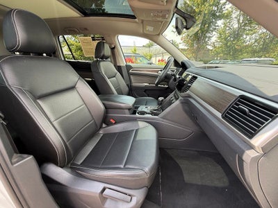 2022 Volkswagen Atlas 3.6L V6 SE w/Technology