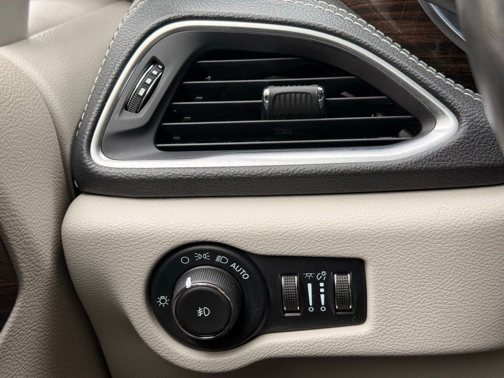 2022 Chrysler Pacifica Limited
