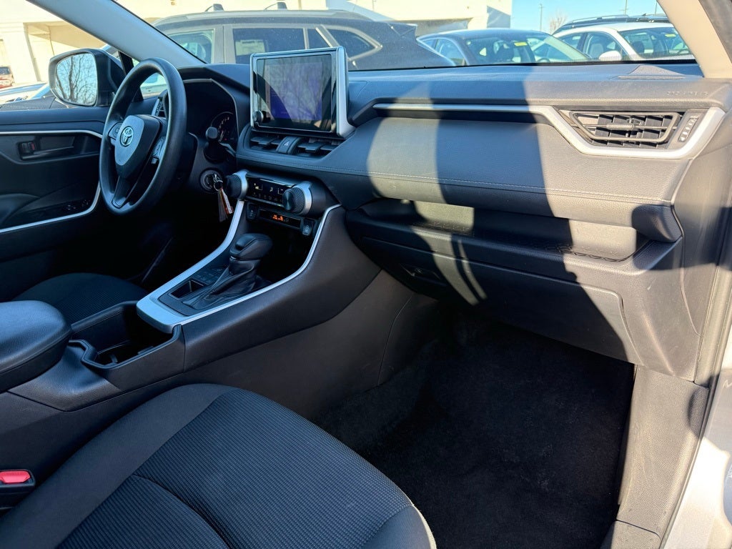 2024 Toyota RAV4 LE CLEAN CARFAX
