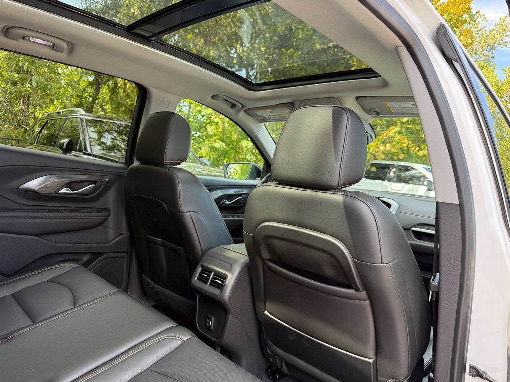 2020 GMC Terrain SLT - AWD / PANORAMIC SUNROOF / CLEAN CARFAX