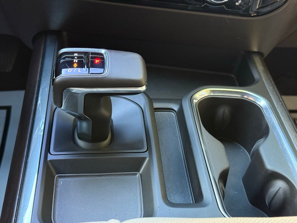 2023 GMC Sierra 1500 SLT BOSE / V8 / 1-OWNER CARFAX