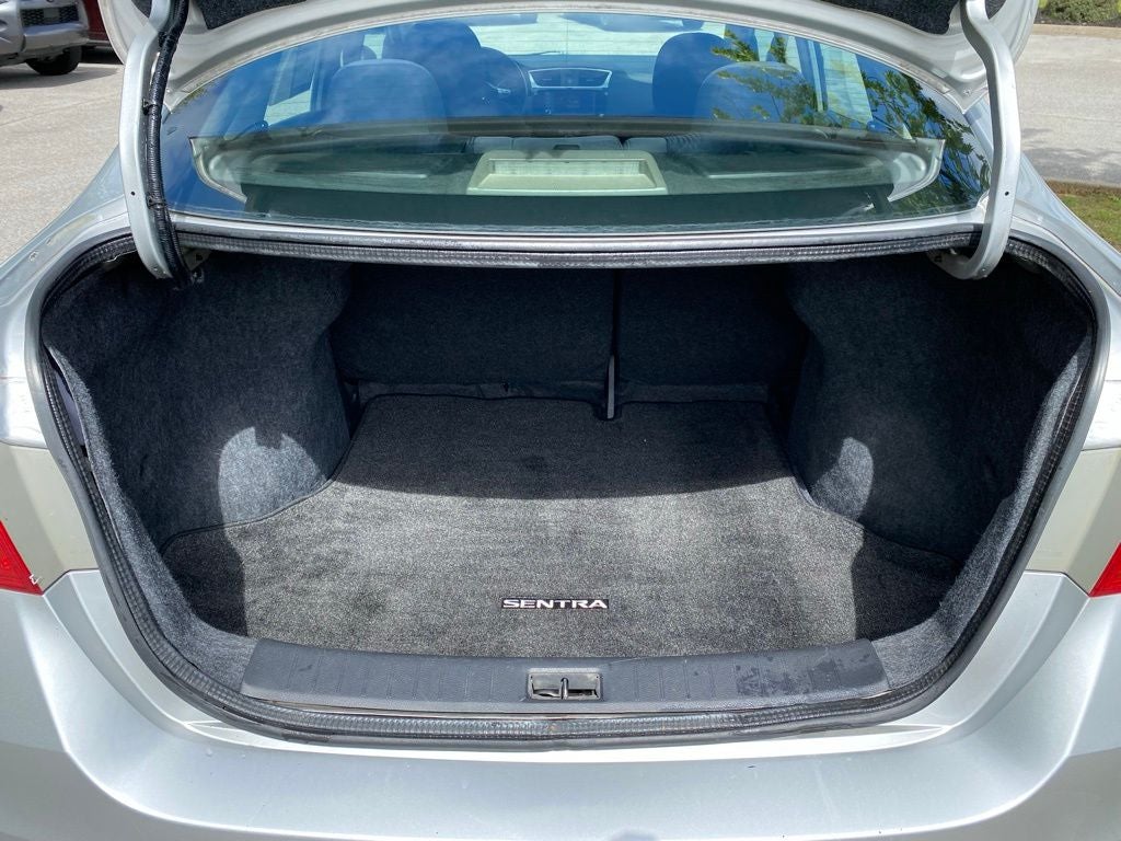 2019 Nissan Sentra SV CREAM PUFF